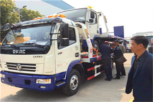漳浦汽车道路救援拖车价格